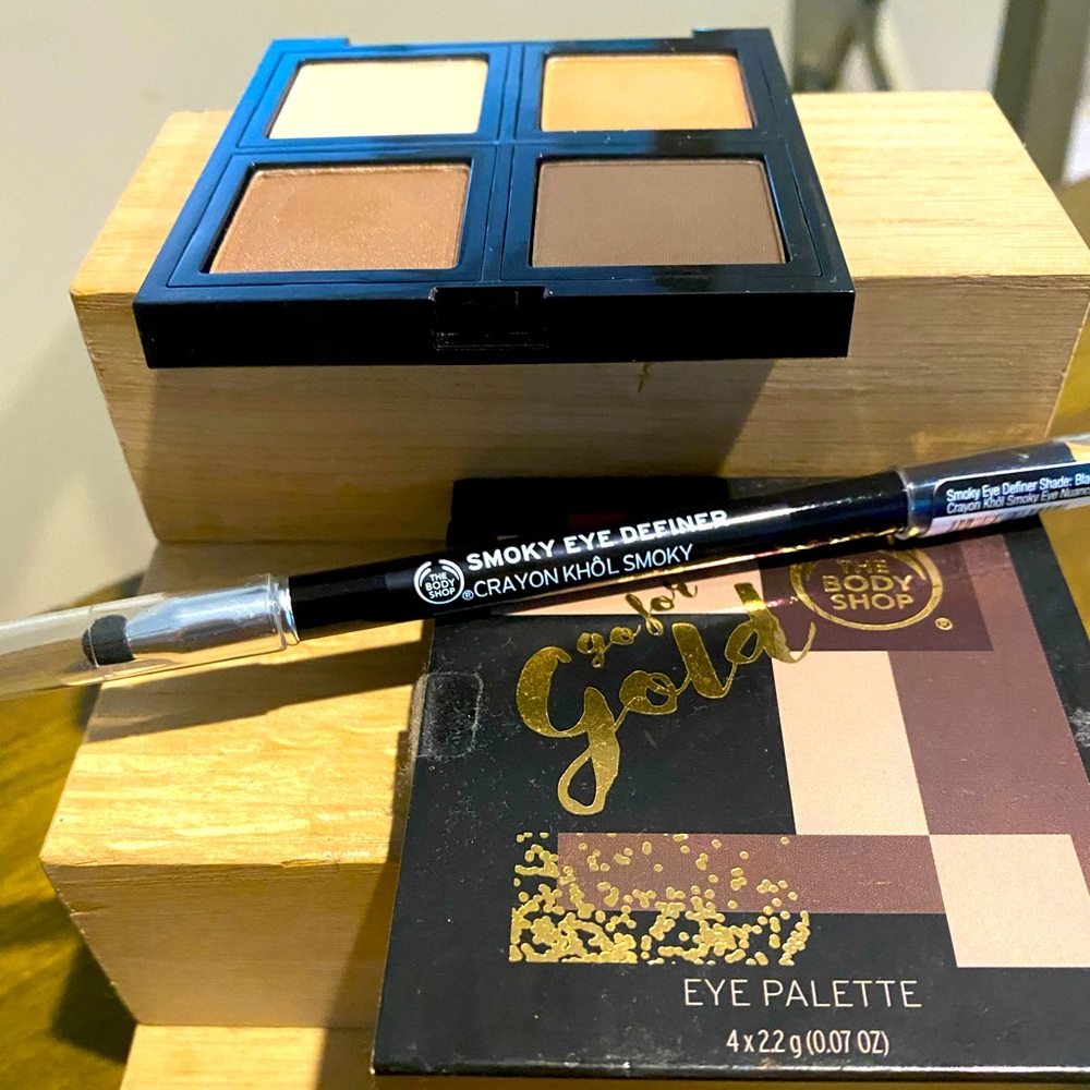 The body shop eye pallet and eye liner. New
